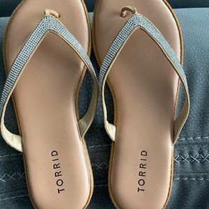 Beige & rhinestone torrid sandals (size 8 W)